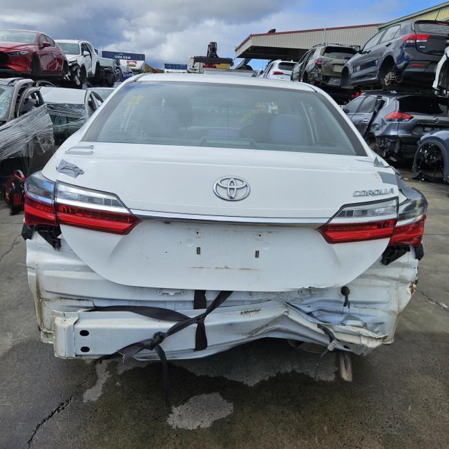 toyota Corolla ZRE172R Feb 2018 Parts & Wrecking