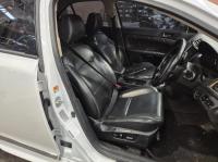 2013 Suzuki Kizashi 2.4L J24B AUTO 6SPD 4WD SPORT image 7