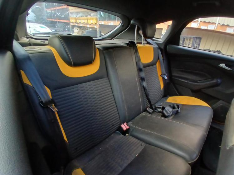 ford Focus LW 2014 Parts & Wrecking