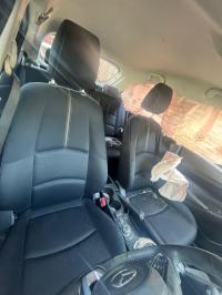 2023 Mazda 2 DL image 7