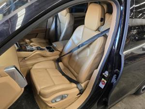 2011 Porsche Cayenne 4.8L (NON TURBO) AUTO 8SPD 4WD S V8 92A image 7