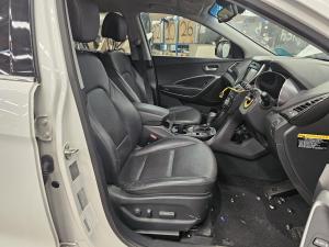 2014 Hyundai Santa Fe DM I - 2.2DT D4HB AUTO 6SPD 4WD HIGHLANDER image 7