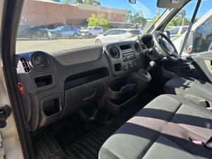 2013 Renault Master VAN 2.3DT MAN 6SPD FWD X62 LWB MID ROOF image 7