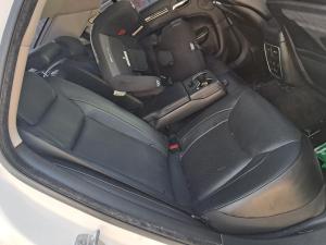 2015 Chrysler 300c LX2 image 7