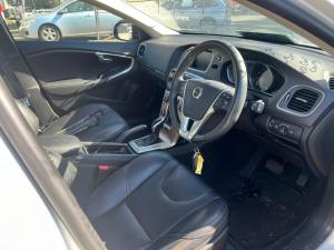 2017 Volvo S40 image 7