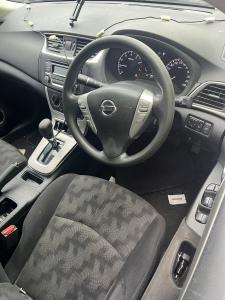 2016 Nissan Pulsar B17 image 7