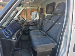 2021 Iveco Daily 6TH GEN - 3.0DT F1C AUTO 8SPD RWD HIGH ROOF image 7