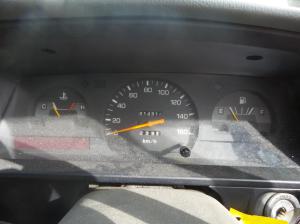 1993 Toyota Hilux 22R image 7