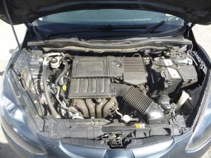 2011 Mazda 2 DE image 7