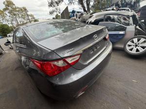 2012 Hyundai I45 image 7