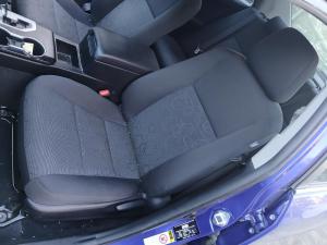 2015 Toyota Camry ASV50 image 7