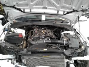 2016 Jaguar Xe 2.0T 204PT AUTO 8SPD RWD (25T R-SPORT) X760 SERIES image 7