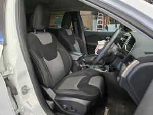 2014 Jeep Cherokee 3.2L EHB AUTO V6 9SPD AWD LONGITUDE KL image 7