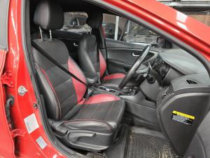 2016 Hyundai I30 GD 2.0L G4NC AUTO 6SPD FWD SR image 7