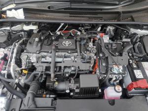 2025 Toyota Corolla ZWE211R image 7