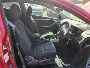 2013 Hyundai I30 GD 1.6L G4FD AUTO 6SPD FWD SE image 7