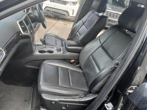 2012 Jeep Grand Cherokee WK image 7