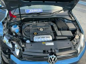 2015 Volkswagen Golf image 7