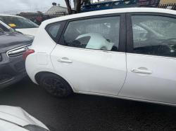 2015 Nissan Pulsar image 7