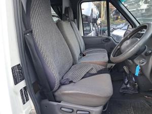 Ford Transit image 7