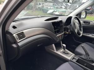 2010 Subaru Forester image 7