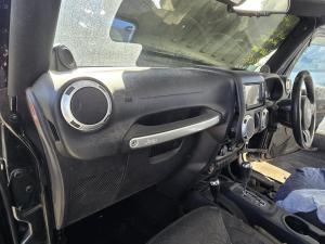 2013 Jeep Wrangler JK OVERLAND image 7