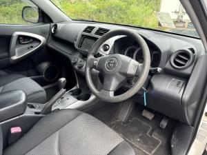 2007 Toyota Rav4 image 7