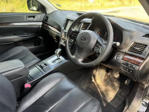 2013 Subaru Outback image 7