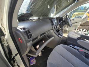 2014 Kia Grand Carnival VQ SI image 7