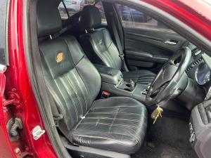 2013 Chrysler 300c LX image 7