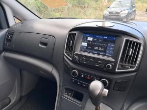 2015 Hyundai image 7