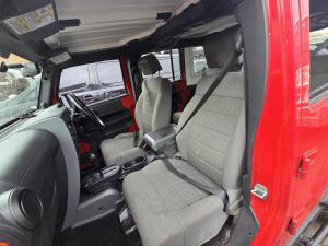 2008 Jeep Wrangler JK 3.8L AUTO 6SPD 4DR 4WD RUBICON image 7