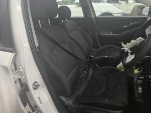 2018 Hyundai I30 PD 2.0L G4NC AUTO 6SPD FWD ACTIVE image 7