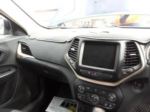 2014 Jeep Cherokee LONGITUDE 4X4 image 7