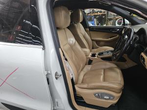 2016 Porsche Macan 3.0DT CTBA AUTO 7SPD 4WD S image 7
