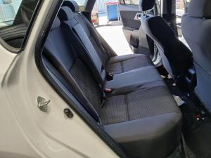 2017 Toyota Corolla ZRE182R image 7