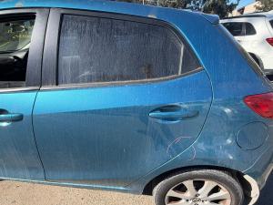 2014 Mazda 2 image 7
