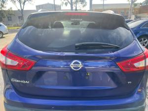 2014 Nissan Qashqai J11 image 7