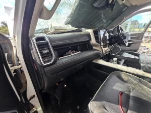 2021 Ram 1500 DT LARAMIE image 7