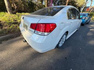 2012 Subaru Liberty image 7