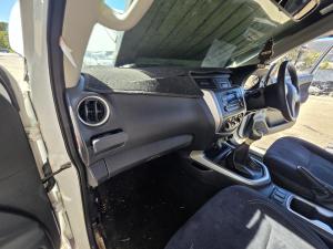 2015 Nissan Navara D23 RX image 7