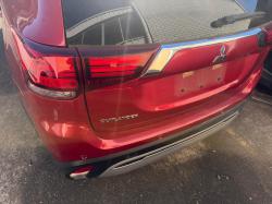 2018 Mitsubishi Outlander image 7