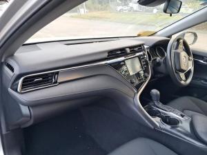 2020 Toyota Camry image 7