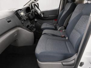 2015 Hyundai Iload 2.5DT PLASTIC INLET D4CB MAN 6SPD RWD image 7