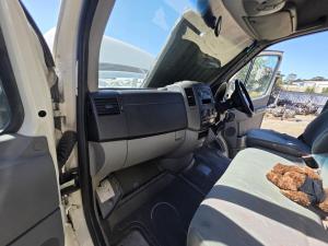 2010 Volkswagen Crafter VAN 35 image 7