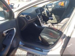 2016 Volvo V40 image 7