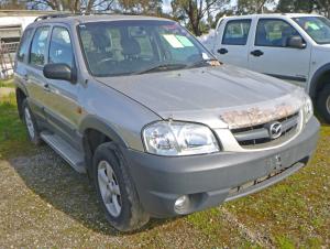2004 Mazda Tribute image 7