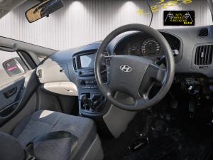 2016 Hyundai Iload 2.5DT D4CB AUTO 5SPD RWD image 7