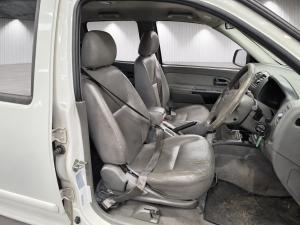 2011 Great Wall V200 2.0DT GW4D20 6SPD MAN RWD image 7