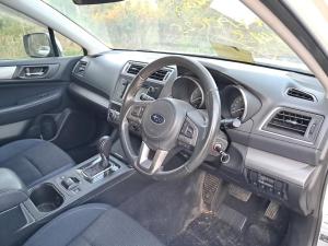 2015 Subaru Outback image 7